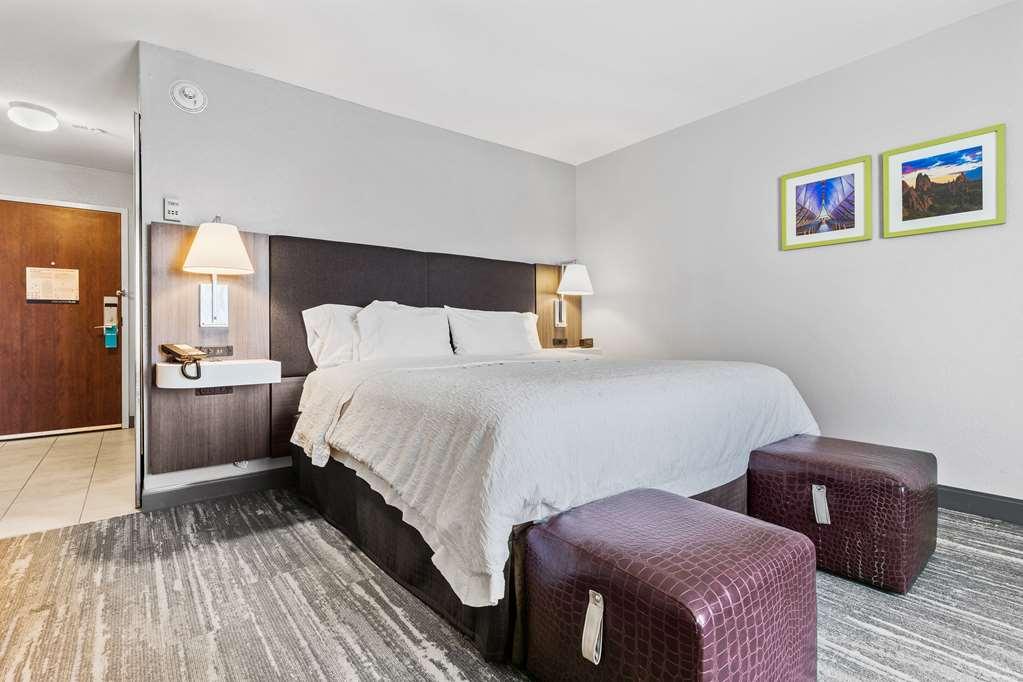 Hampton Inn & Suites Colorado Springs-Air Force Academy/I-25 North Номер фото