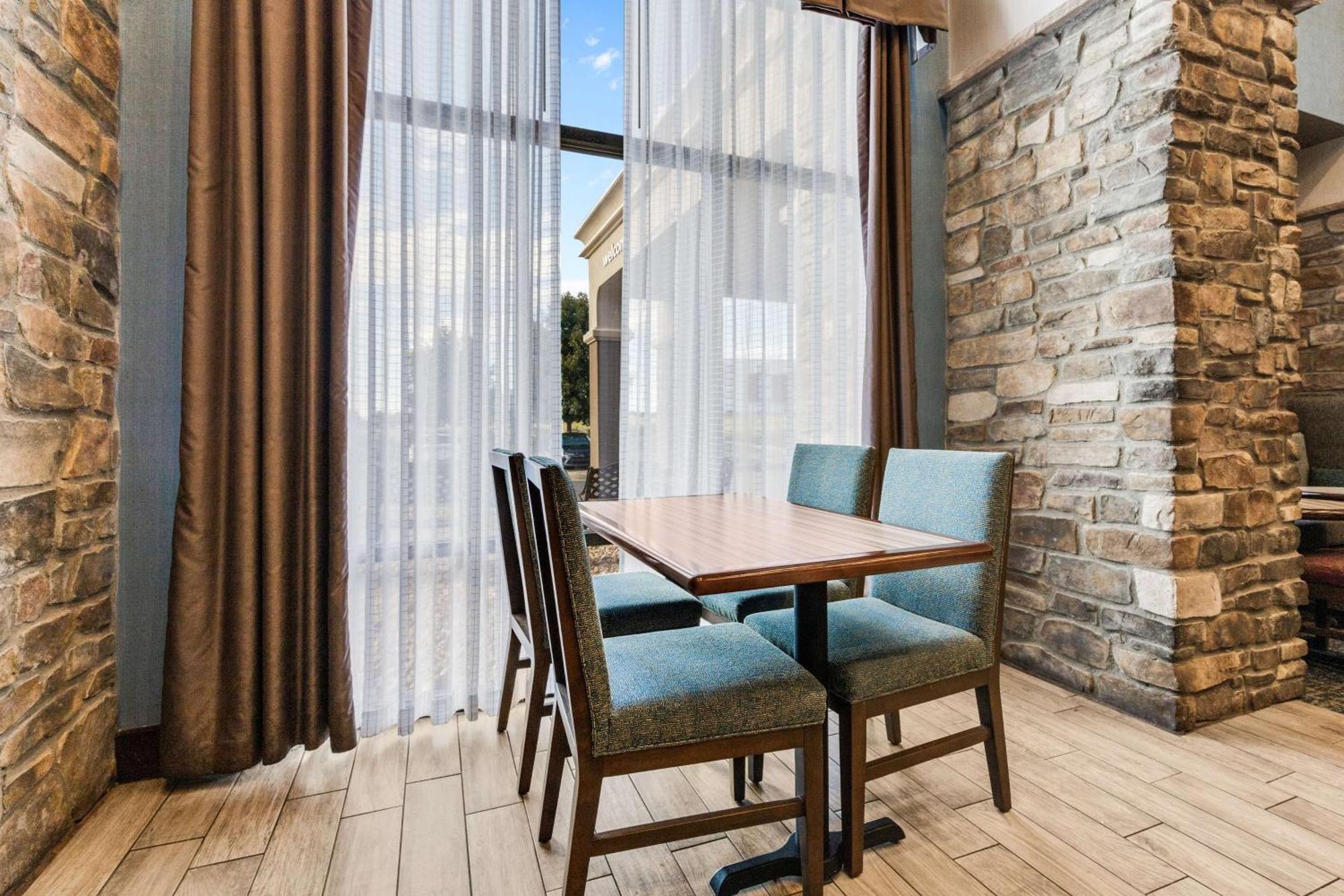 Hampton Inn & Suites Colorado Springs-Air Force Academy/I-25 North Экстерьер фото
